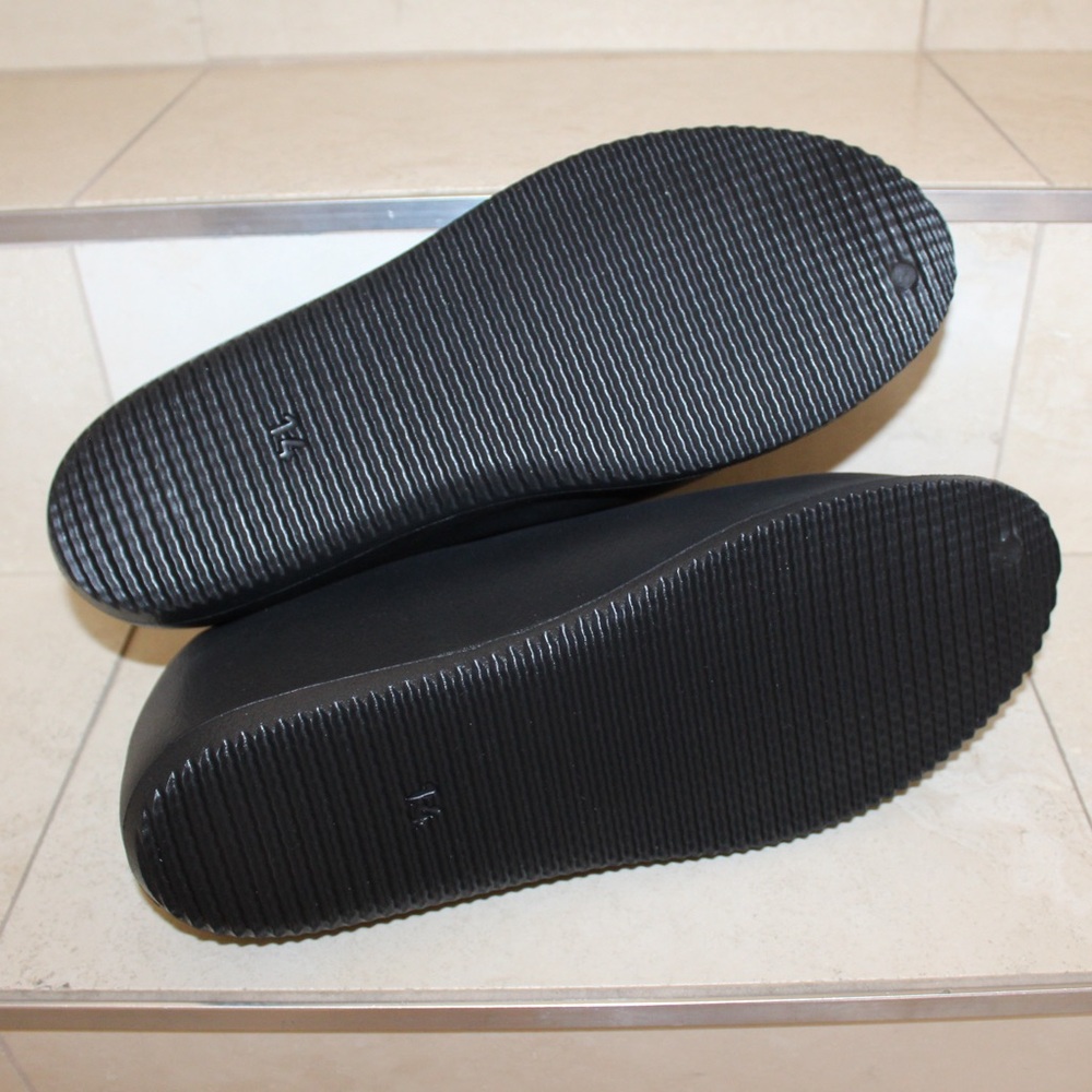Black clogs (men’s 14) (NWOT) - Picture 6 of 12